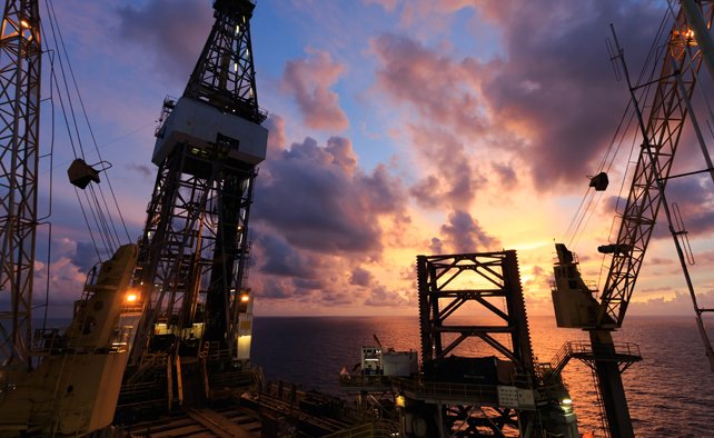 7 Oil & Gas Industry Apps That Make Work Easier