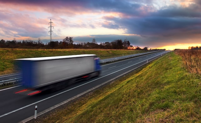 Freight Factoring Solutions – Improving Cash Flow for Driver Incentives and Retention
