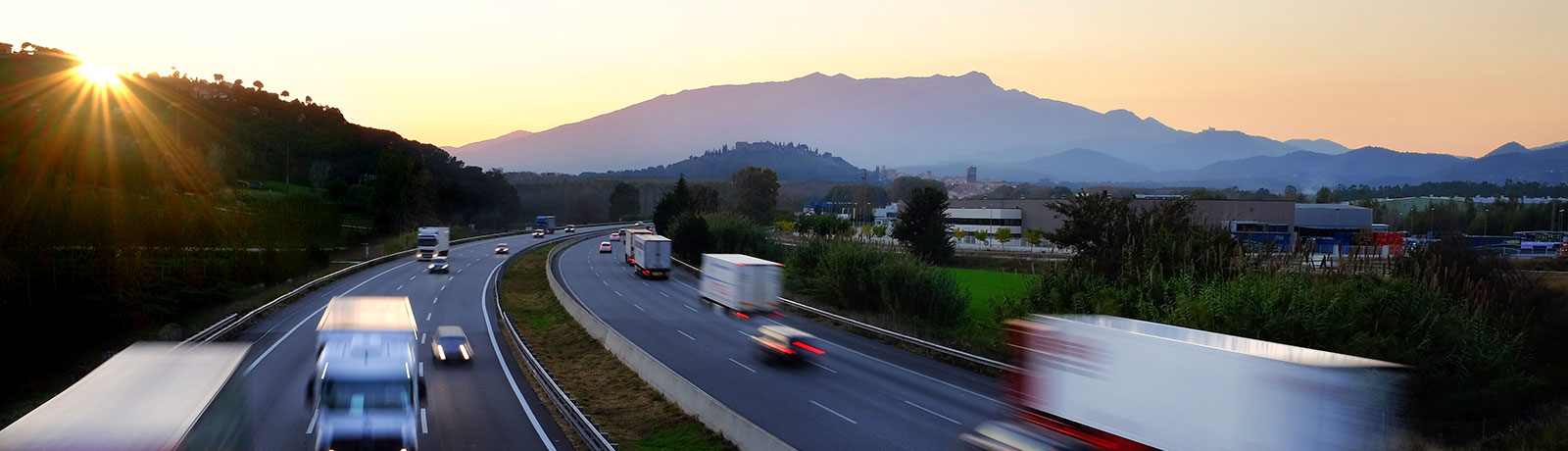 Banks, Factoring, Equity and More: What’s the Best Way to Finance your Trucking Business?