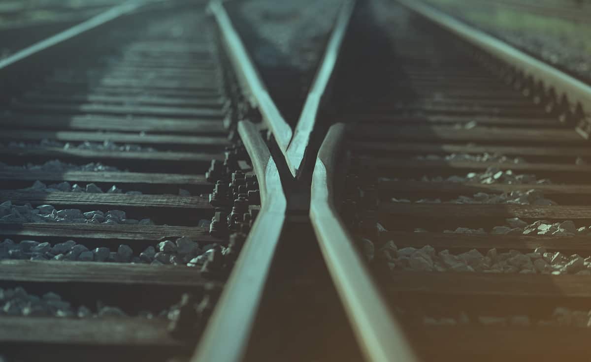 Railroad tracks that split