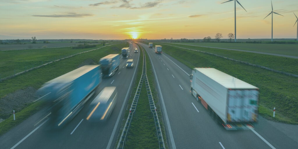 quick-pay-vs-freight-factoring-which-route-is-best-for-your-trucking