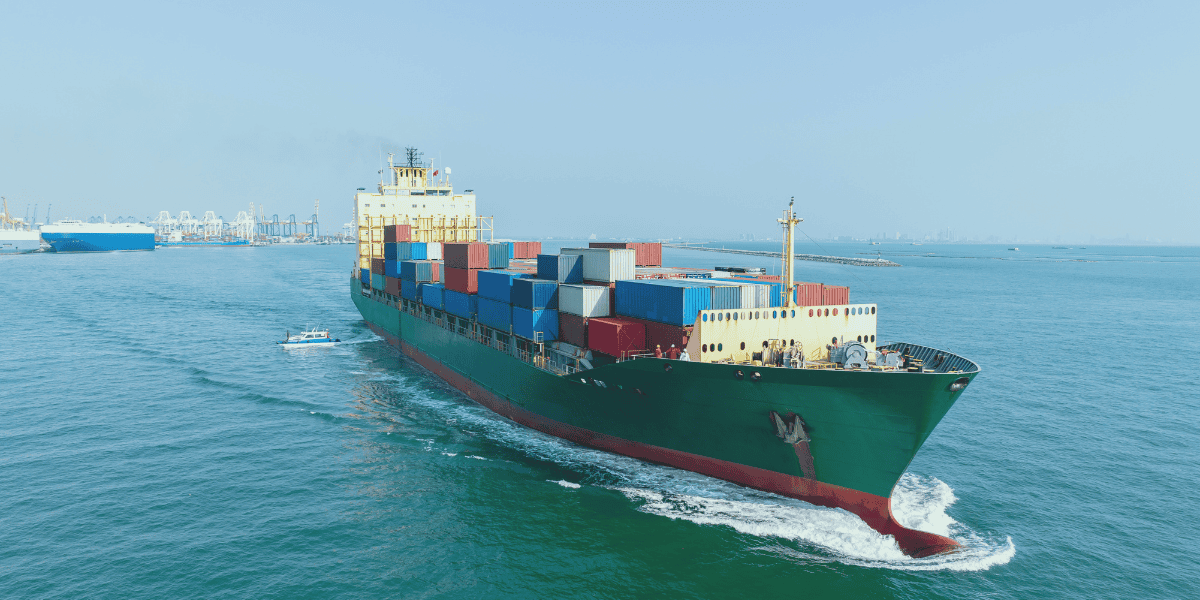 Cargo ship full of cargo made possible with export financing.