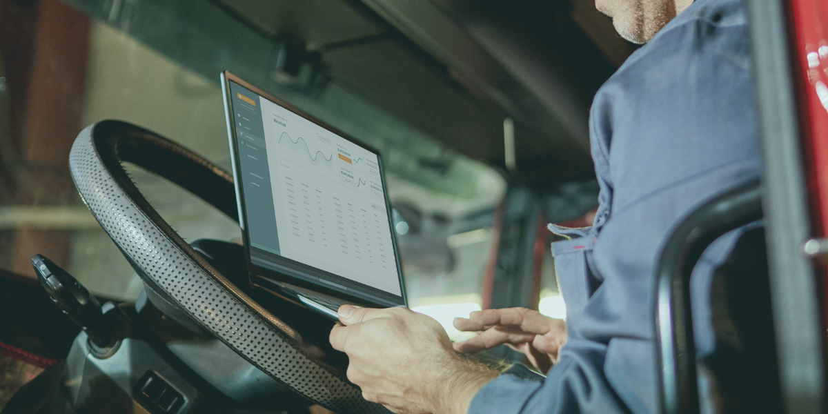 Factoring for owner-operators helps a truck driver receive same-day payment after delivery using freight factoring.
